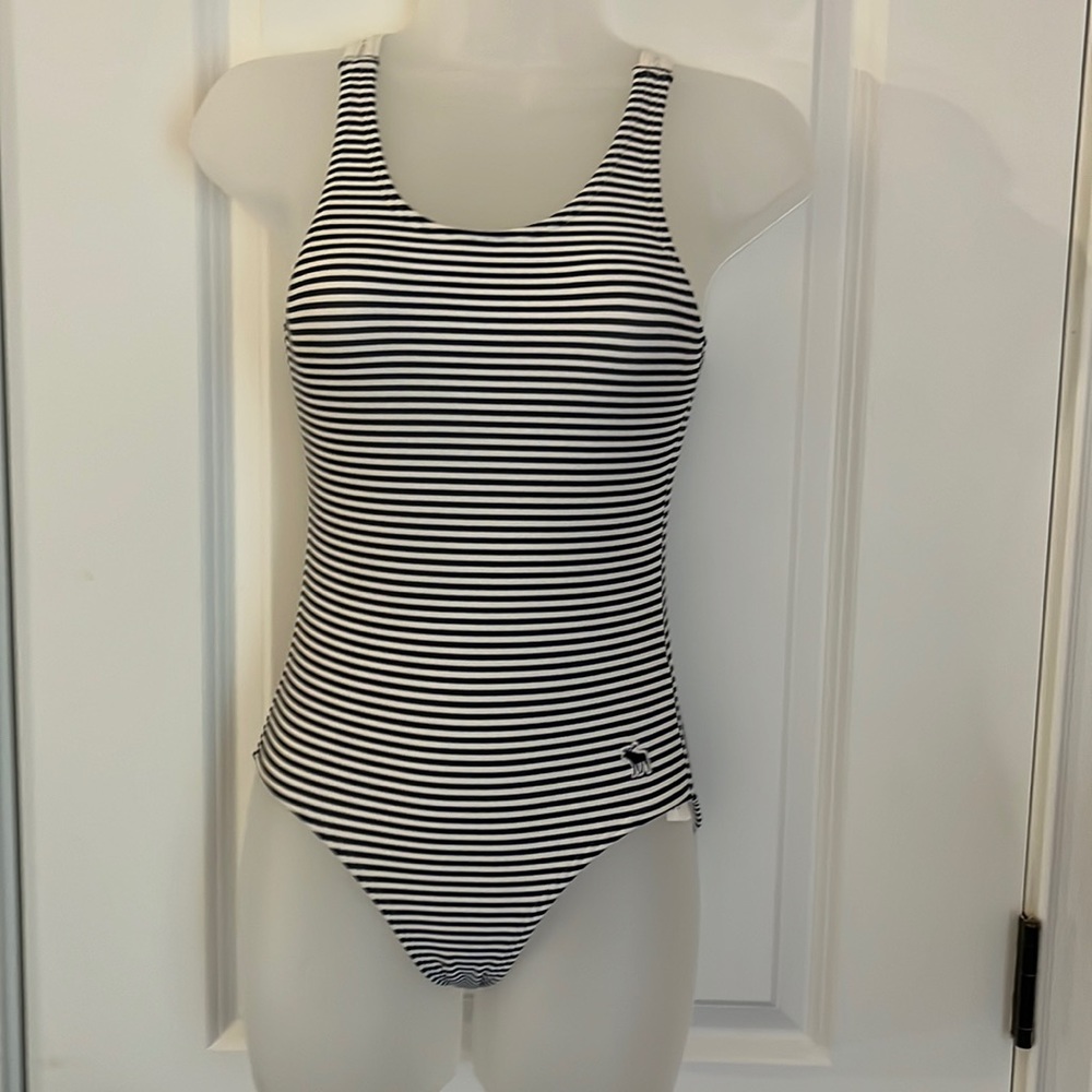 Abercrombie kids one piece bathing suit